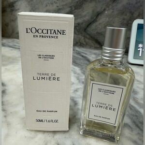 ‼️SOLD‼️L'OCCITANE Terre de Lumiere Eau de Parfum - Silver and Clear